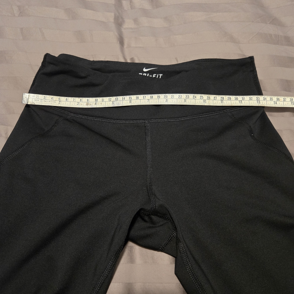 Nike Women's Element Shield Running Tights. Size XS. - Picture 9 of 11